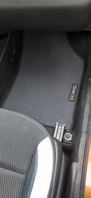 Tapete De Borracha Kwid C/portamalas E Tras. Inteiriço Preto